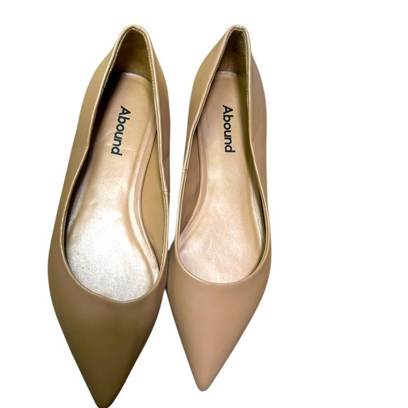 Nude Abound Ballet Flats Pointed Toe Size - Picture 1 of 5